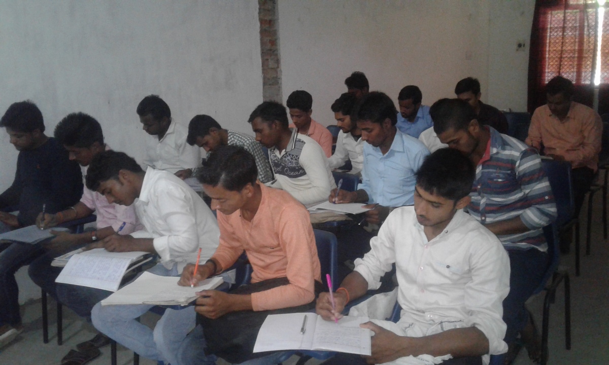 PMKVY Training at SUNAINA SAMRIDDHI FOUNDATION'S Khajni Centre , Gorakhpur, PMKVY, NSDC